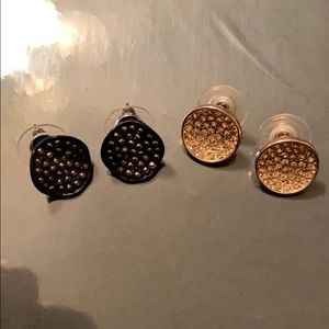 2 pairs of Express stud earrings